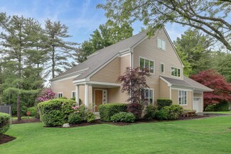 1 Berkley Ct, Briarcliff Manor, NY 10510