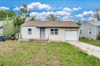 1631 S Fern St, Wichita, KS 67213