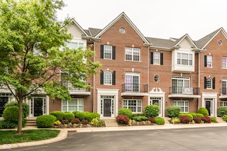 121 11th St NW, Carmel, IN 46032