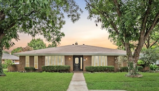 2204 Winewood Ln, Arlington, TX 76013