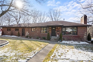 488 Strader Rd, Akron, OH 44305