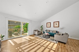 42 Wetstone Unit 42, Irvine, CA 92604