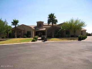 7320 S Brighton Ln, Gilbert, AZ 85297