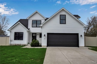 6 Rolling Woods Ln, Buffalo, NY 14224