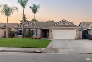 12709 Spoleto Ave, Bakersfield, CA 93312