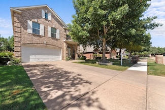 8417 Robertson Dr, Frisco, TX 75034