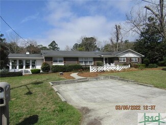 104 S Cromley Rd, Brooklet, GA 30415