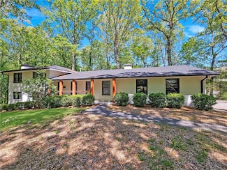 6810 Temple Cir SE, Mableton, GA 30126