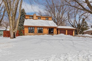 1436 Nottingham Dr, Owatonna, MN 55060