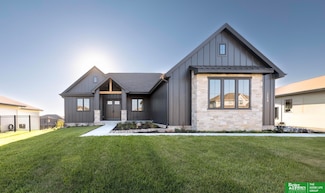 11610 S 117th St, Papillion, NE 68046