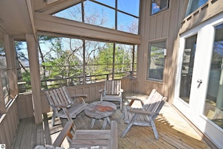 10 Hawks Nest, Glen Arbor, MI 49636
