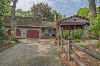 328 Caswell St, East Taunton, MA 02718