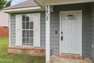 5602 Kaitlyn Dr E, Walls, MS 38680