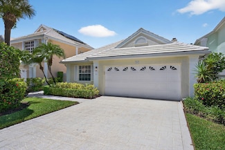 10 Brighton Ct, Palm Beach Gardens, FL 33418