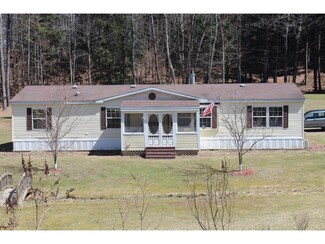 10 Briar Patch Rd, Hartland, VT 05048