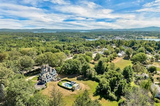 222 N Main St, Wolfeboro, NH 03894