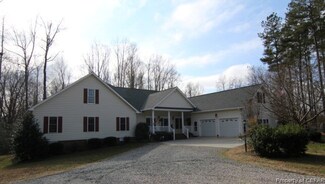 6554 Honeycutt Ln, Gloucester, VA 23061