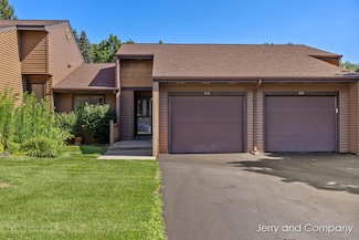 313 Maple Creek Ct, Holland, MI 49423