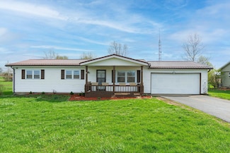 2219 Rowe Ging Rd SW, Washington Court House, OH 43160