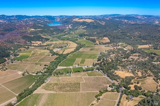 7011 Dry Creek Rd, Healdsburg, CA 95448