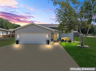 902 Burr Oak Ave NE, Chatfield, MN 55923