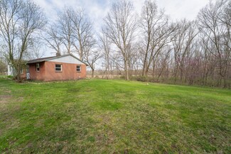 6433 Owen Dr, Kalamazoo, MI 49009