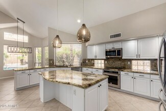 408 E Silverwood Dr, Phoenix, AZ 85048