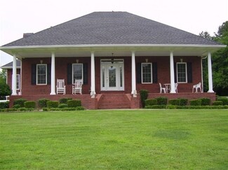 779 Bullfrog Ln, Hazel, KY 42049
