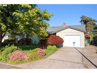 742 Oregon Way, Woodburn, OR 97071