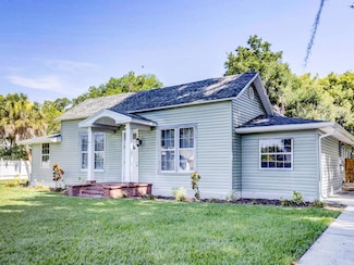 540 E Lemon St, Bartow, FL 33830