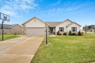 1704 Forsythia St SE, de Motte, IN 46310