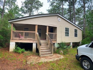 27420 Sampson Dr, Lacombe, LA 70445