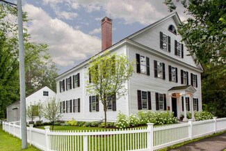 37 Elm St, Woodstock, VT 05091