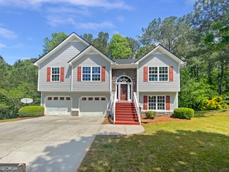 156 Hawthorn Dr, Carrollton, GA 30116