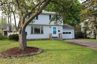 960 Blossom Rd, Rochester, NY 14610