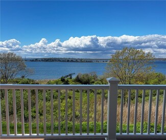 115 Leeshore Ln, Tiverton, RI 02878