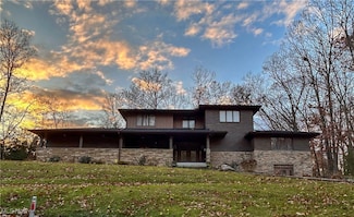 448 Woodland St, Ravenna, OH 44266