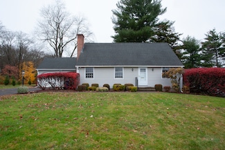 79 Prospect St, Bloomfield, CT 06002