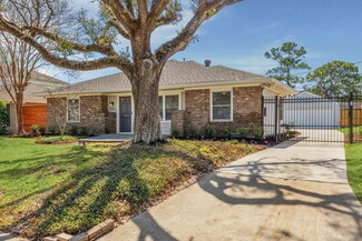 3131 Stanton St, Houston, TX 77025