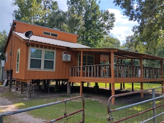 260 County Road 360, Splendora, TX 77372