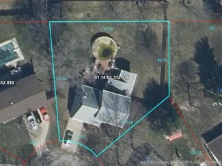 115 Hawthorn Ct, Arcola, IL 61910