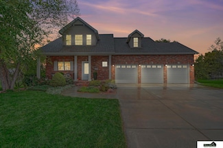 109 Scotts Creek Place, Hickman, NE 68372