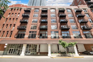 360 W Illinois St Unit 2C, Chicago, IL 60654