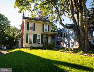 26 Washington Ave, Berlin, NJ 08009