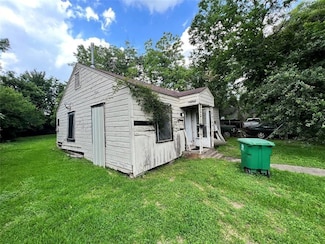 3511 Bain St, Houston, TX 77026