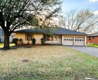 201 Martin Dr, Lancaster, TX 75146