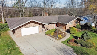 1453 Sioux Trail, Niles, MI 49120