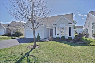 1972 Alexander Dr, Macungie, PA 18062