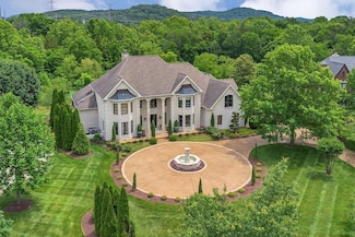 238 Pelham Dr, Brentwood, TN 37027