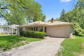 1726 N Pierson Ave, West Peoria, IL 61604